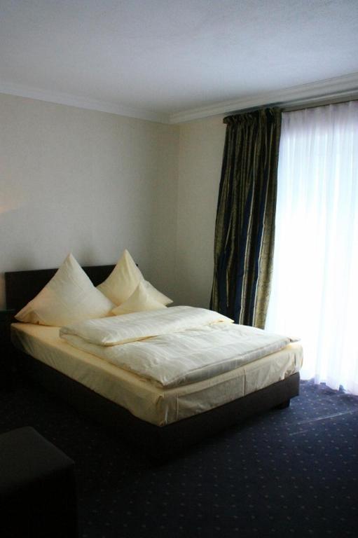 Hotel Bayerisches Landhaus Bielefeld Pokoj fotografie